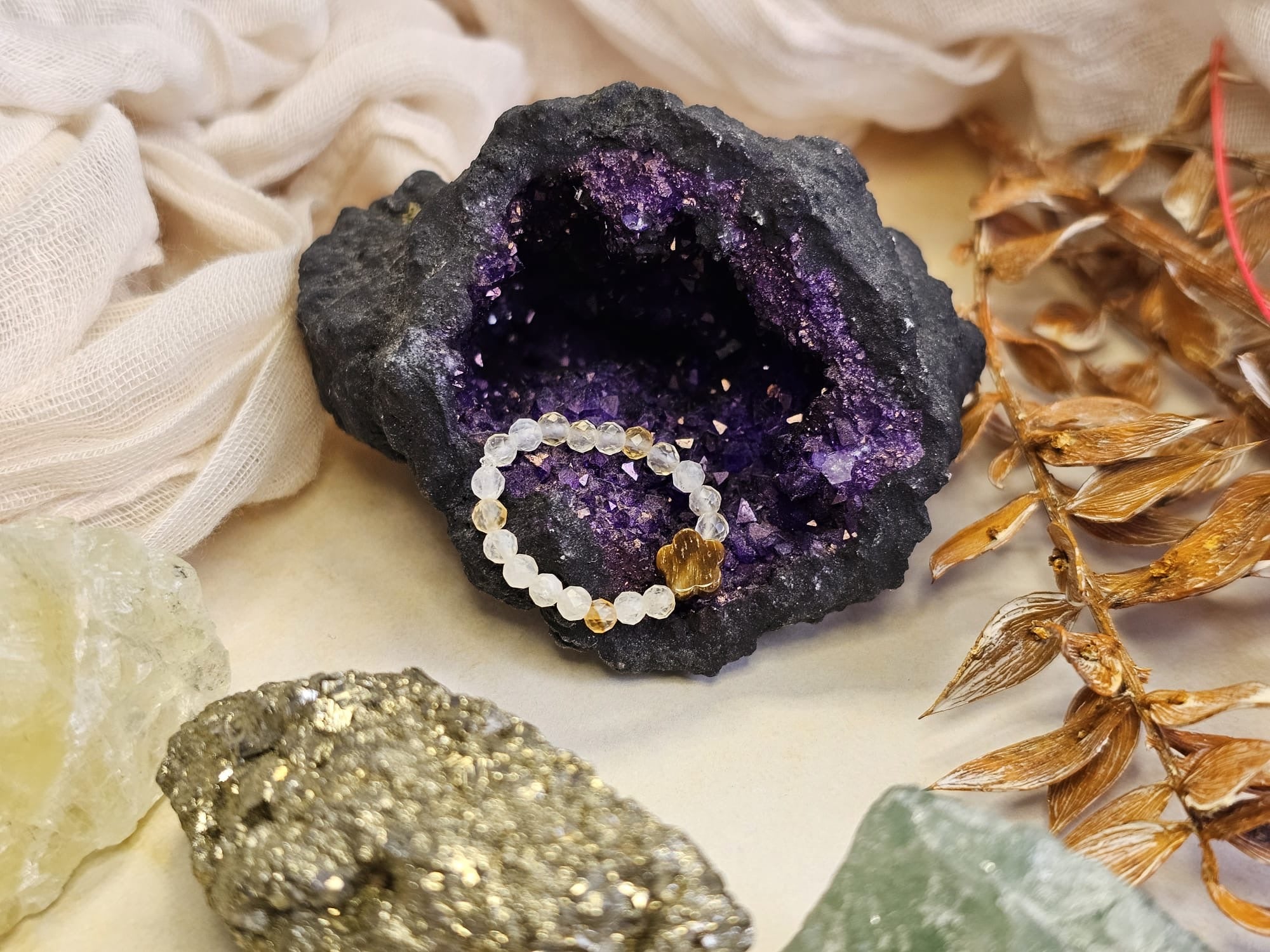 Mindful Loop – Calm & Focus Anxiety Ring