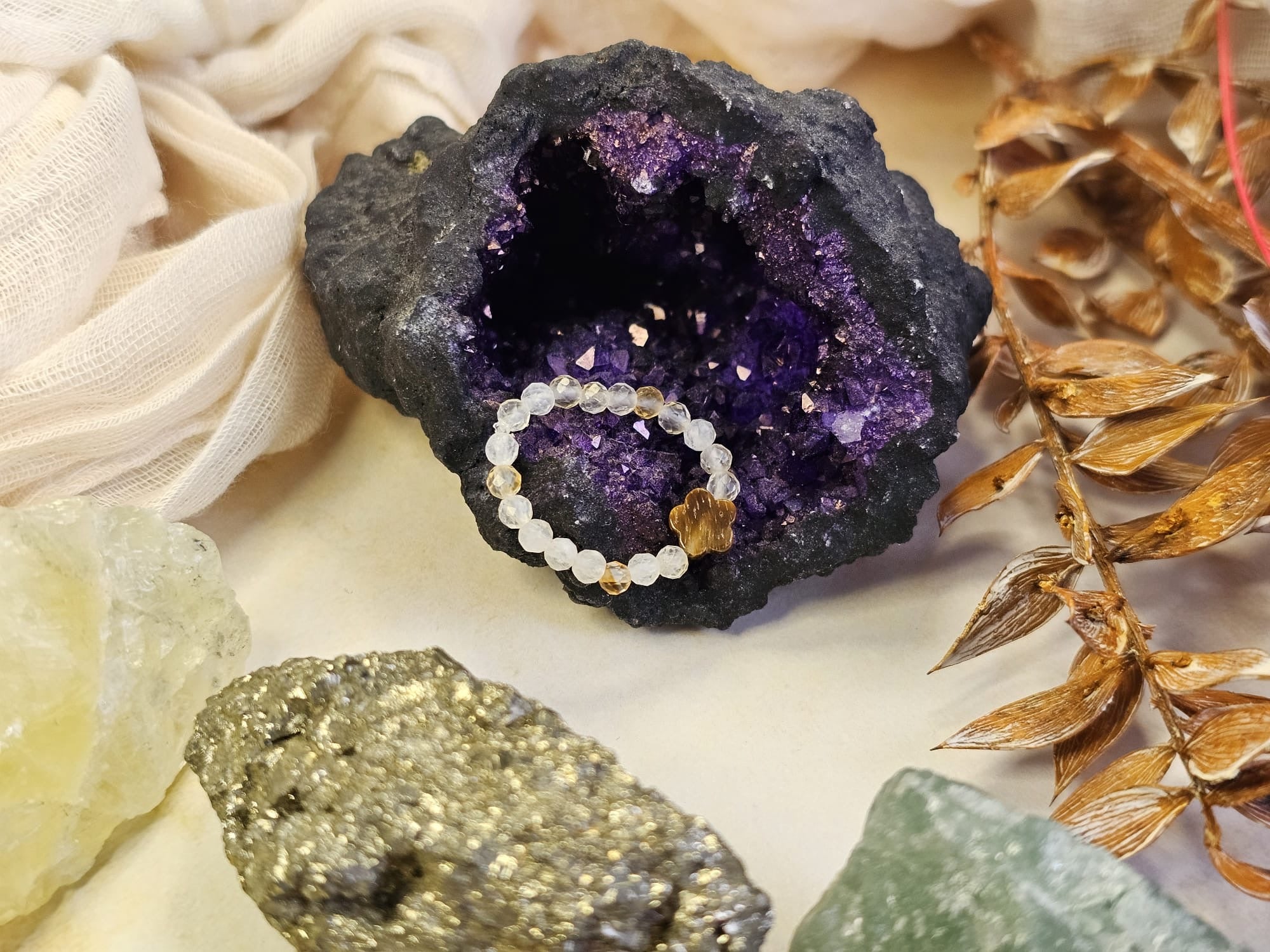 Mindful Loop – Calm & Focus Anxiety Ring