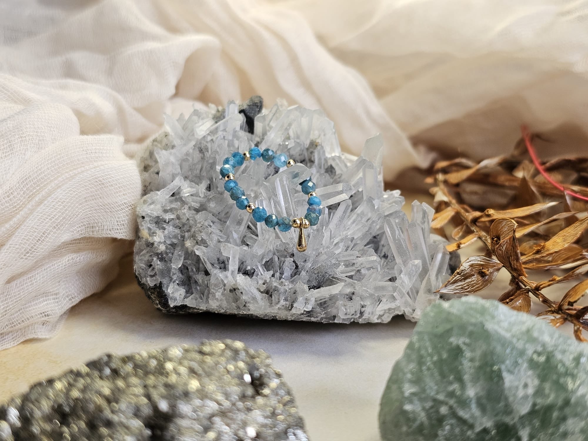 Mindful Loop – Calm & Focus Anxiety Ring