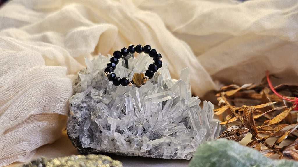 Mindful Loop – Calm & Focus Anxiety Ring
